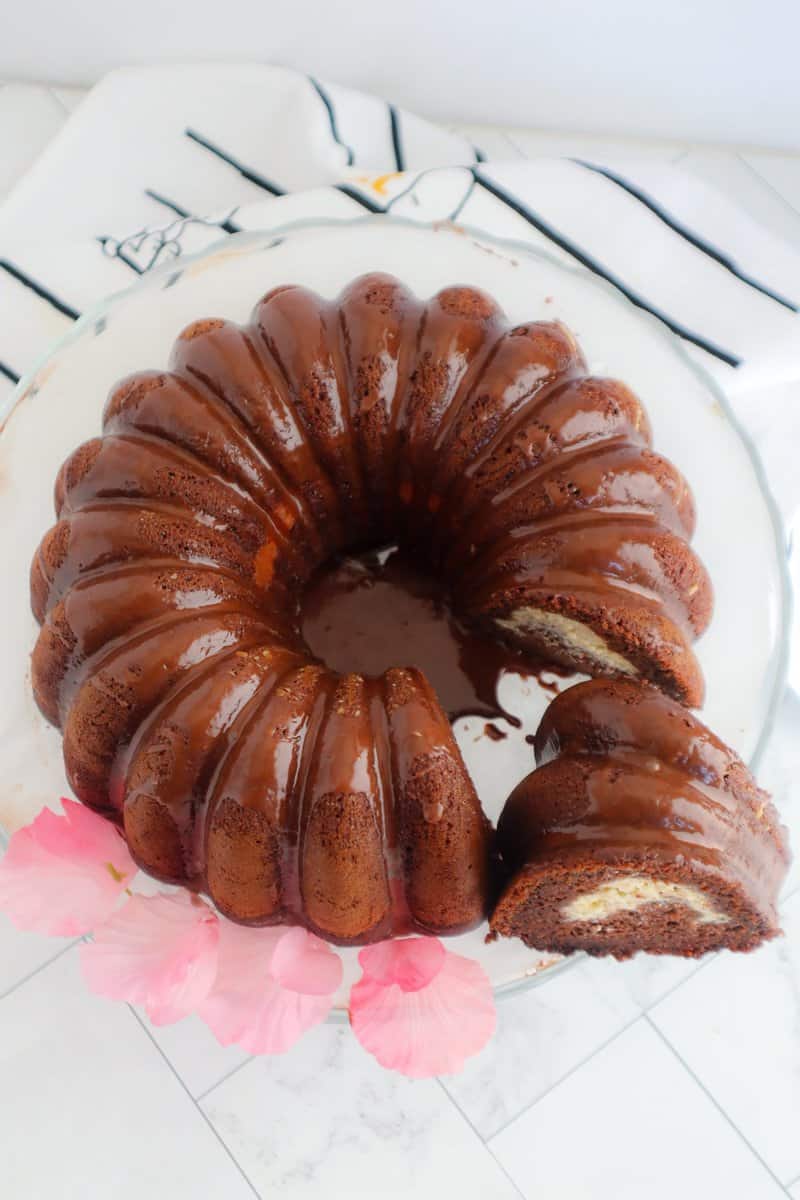 Chocolate Cream Cheese Bundt Cake - Cooking With Claudy