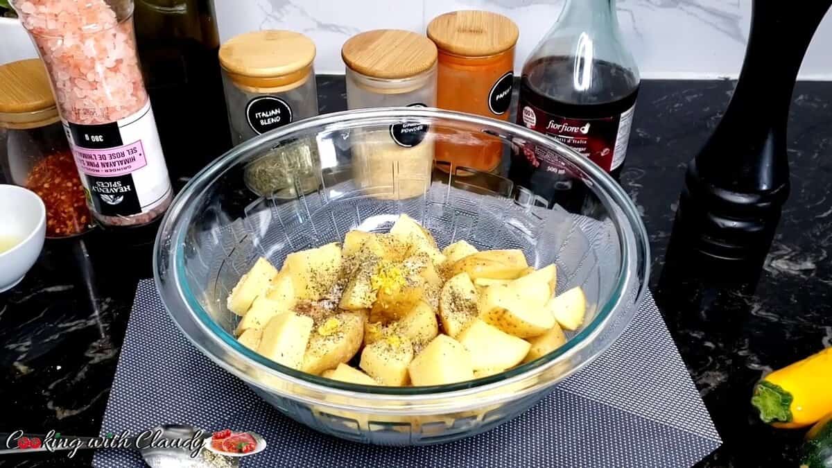 seasoned potatoes in a bowl