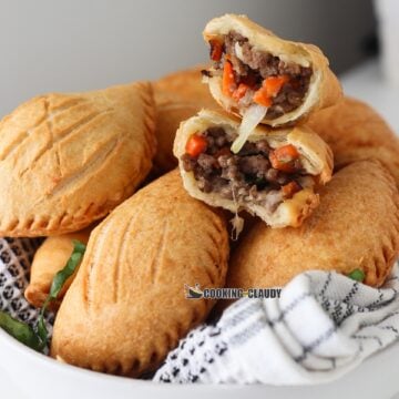 A plate of nigerian meat pie